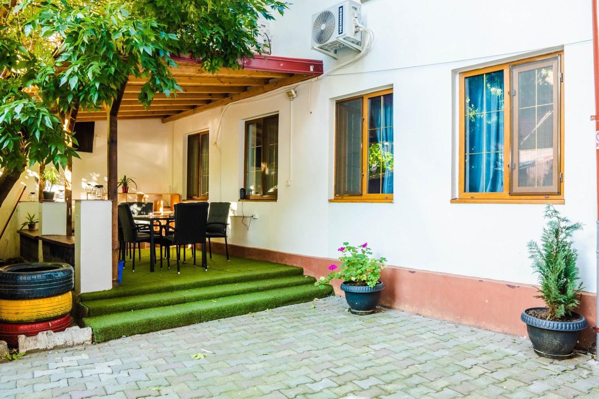 Hostel Sport Bucharest Exterior photo