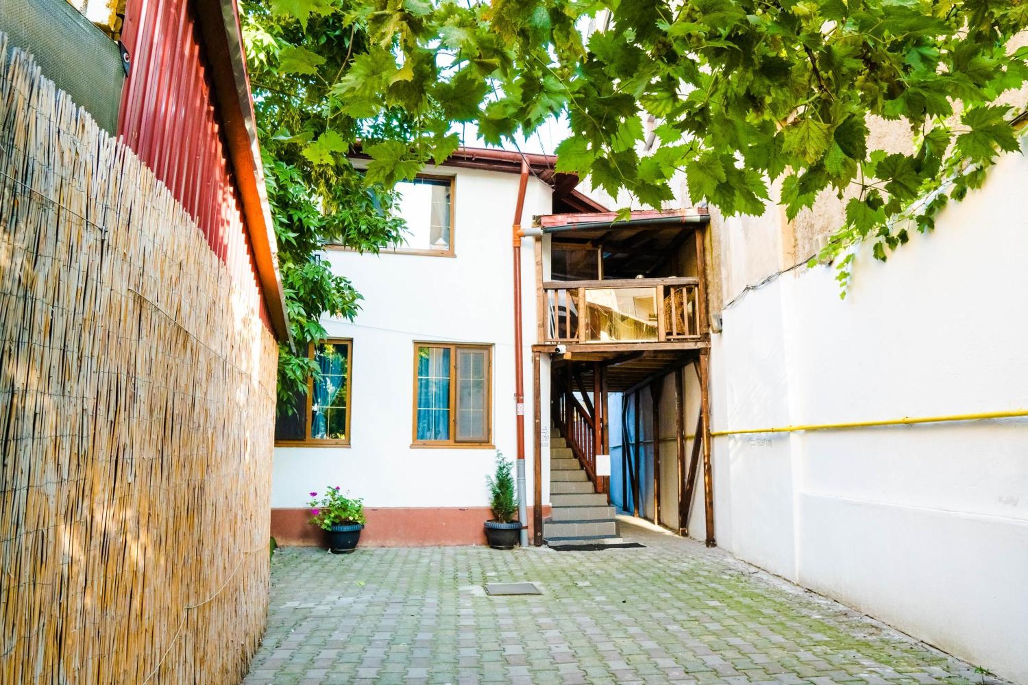 Hostel Sport Bucharest Exterior photo